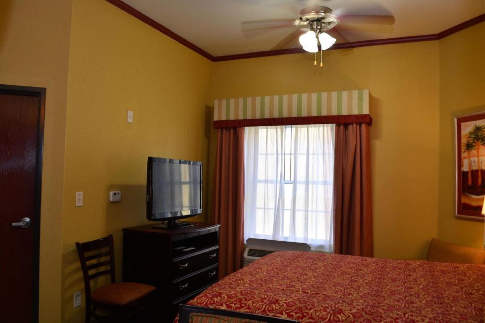Hawthorn Extended By Wyndham Padre Isle Hotel 3*